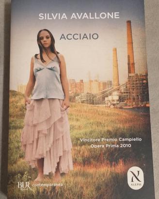 libro "Acciao" di Silvia Avallone