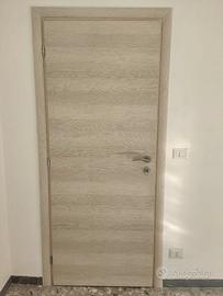 2 PORTE COLORE BEIGE SABBIA MISURA 80L X 2,10H.