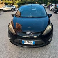 FORD Fiesta 6ª serie - 2012