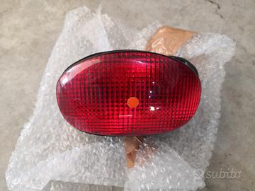 Fanale posteriore Triumph 955i, Sprint, Daytona