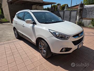 Hyundai IX35 2.0 CRDI 4WD AT