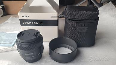 SIGMA ART 30 F1.4 DC NIKON
