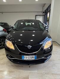 Lancia ypsilon 1.2 silver benzina