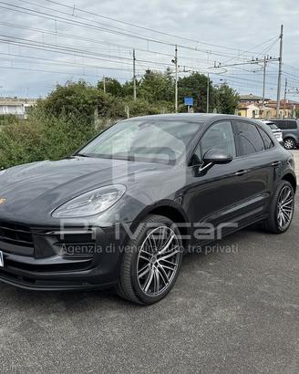 PORSCHE Macan 2.0