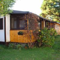 Casetta in campeggio a dervio