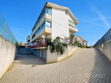 5 LOCALI A RIVALTA DI TORINO