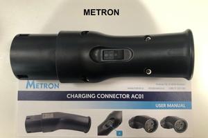 Connettore per ricaricare la Topolino alle colonni