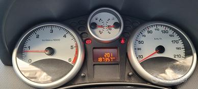 Peugeot 207 1.4 HDi 70CV 5p. Active