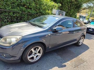 Opel Astra GTC