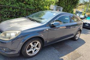 Opel Astra GTC