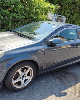 Opel Astra GTC