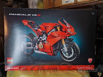 Lego technic 42202 Moto Ducati Panigale V4 Nuovo