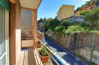 5 LOCALI A GENOVA