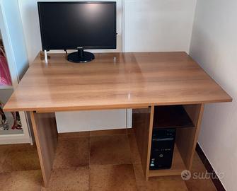 Scrivania porta computer 