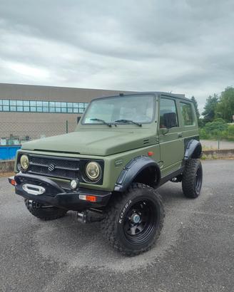 Suzuki samurai sj413