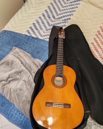 Completo Chitarra Classica Yamaha C40 + Accessori 