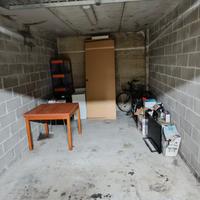 Tavolo con  due sedie