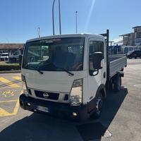 Nissan cabstar nv400 3.0 cassone ribaltabile trila