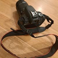 Canon EOS 100d +obiettivo 18-55 + tanti accessori