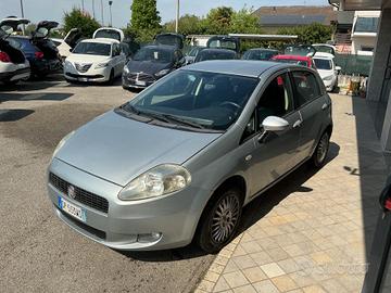 Fiat Grande Punto 1.2 Benzina Neopatentati