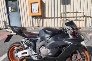 Honda CBR 1000 RR Fireblade 2006
