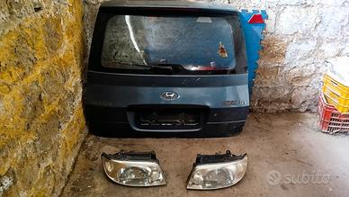 Portellone posteriore e fari  Hyundai Matrix gls