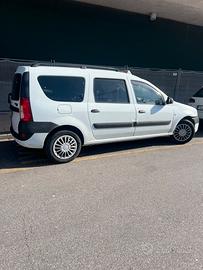 Dacia Logan 7 posti