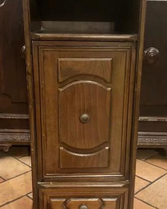 Comodino in legno , Mobile classico a cornice