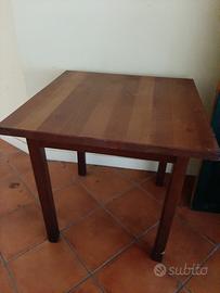 n 3 tavoli in legno