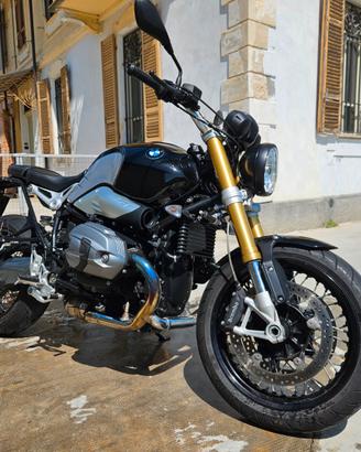 BMW R nineT