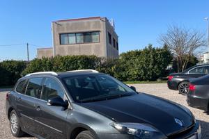 Renault Laguna 2.0 dCi 150CV SporTour Nav