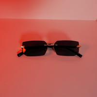 Occhiali da Sole Rettangolari Nero & Oro