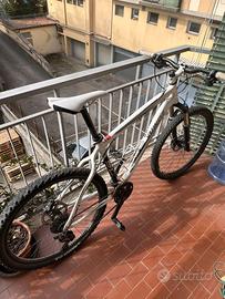 MTB Specialized 26 pollici