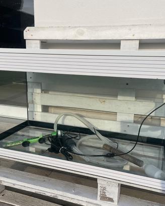 Acquario 100 lt + pompa nuova