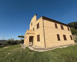 Casa singola con vista panoramica