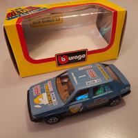 Alfa Romeo 33 "Gente Motori" modello Burago 1/43