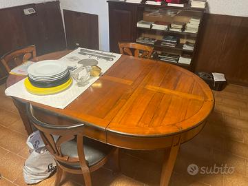 Tavolo da pranzo + sedie