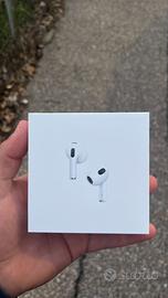 AirPods 3