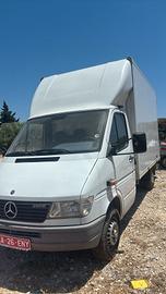 Mercedes sprinter