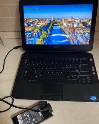 Laptop Dell 14’ polici ram8/SSD 256Gb intel i5
