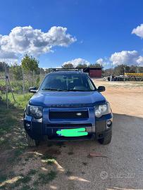 Land Rover 2005