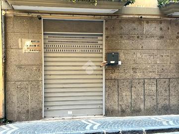 NEGOZIO A CASORIA
