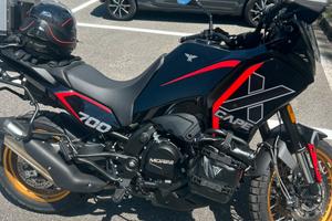 X Cape 700 Gold Edition