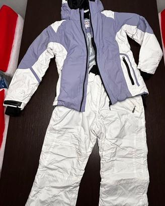 Giacca e pantaloni per la neve