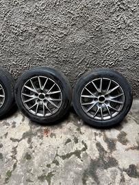 4 gomme con cerchi wv Polo 