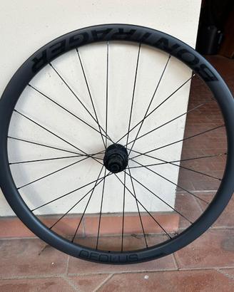 Ruote Bontrager Aeolus Elite 35 TLR Disc