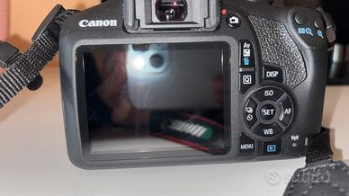 Fotocamera Canon eos 2000D