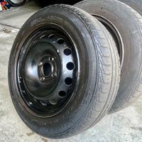 Cerchioni R 14 con pneumatici 165/65 R14 79T