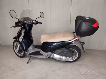 scarabeo 200