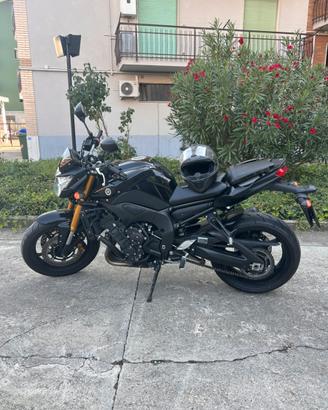 Yamaha FZ8 / Fazer nero